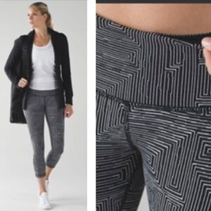 Lululemon Wunder Under Crop III Pants Leggings Stretch Maze Jacquard White Black